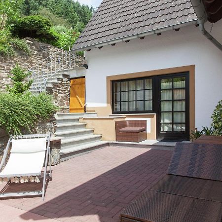 A Modern Apartment In The Hunsr Ck Region S Romantic Drohn Valley Merschbach Exterior foto