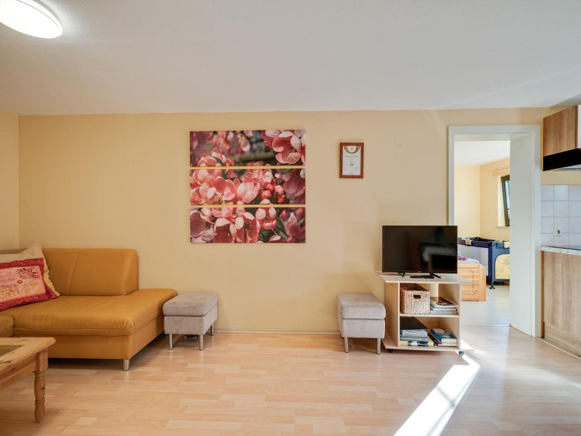 A Modern Apartment In The Hunsr Ck Region S Romantic Drohn Valley Merschbach Exterior foto